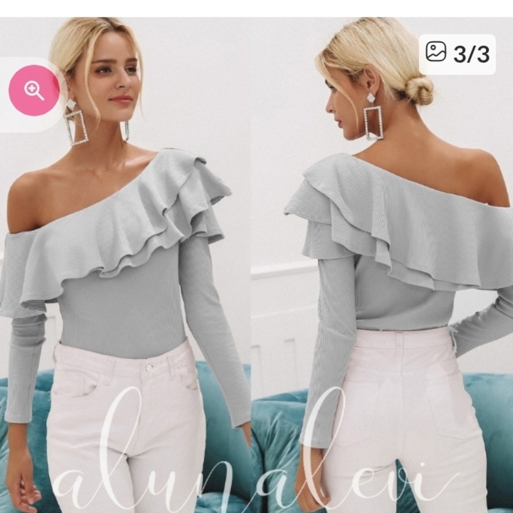 Private Label Gray Off-the-Shoulder Sweater